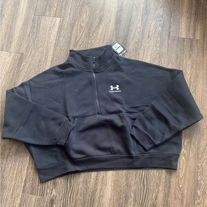 Under Armour cropped Black Hoodie